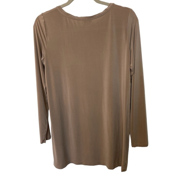 Aritzia Babaton Everyday Long T-Shirt, Nude, Medium - Picture 2 of 6